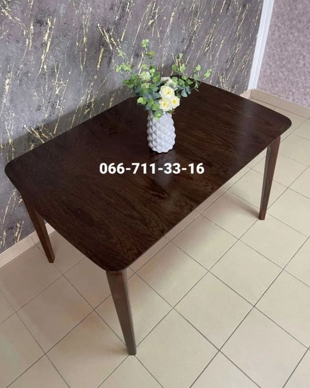 Стіл ТОКІО / горіх темний